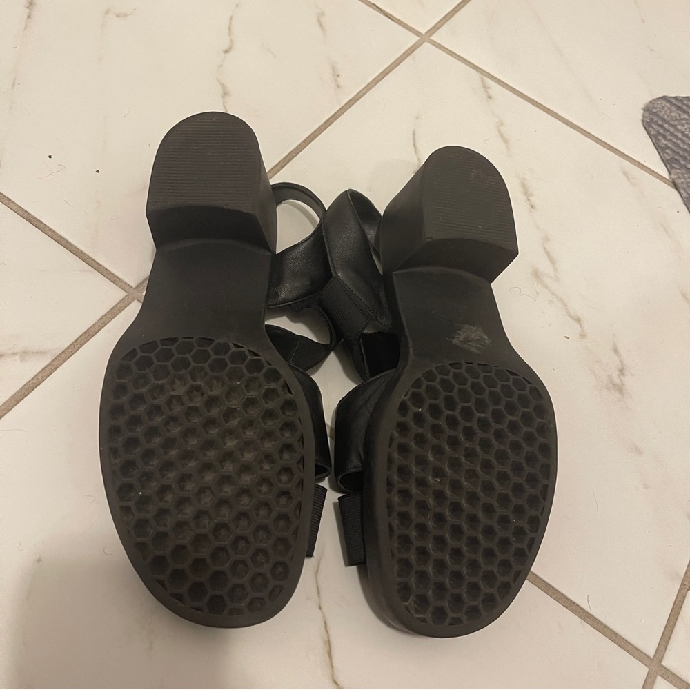 Genuine Leather Square Toed 90s Sandals - Picture 3 of 5